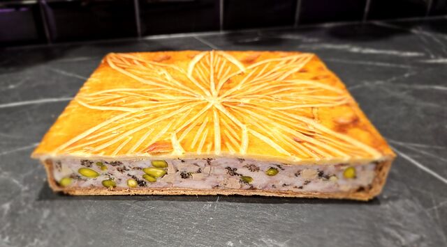 Pâté en croûte prestige - pintade, morilles & foie gras de canard