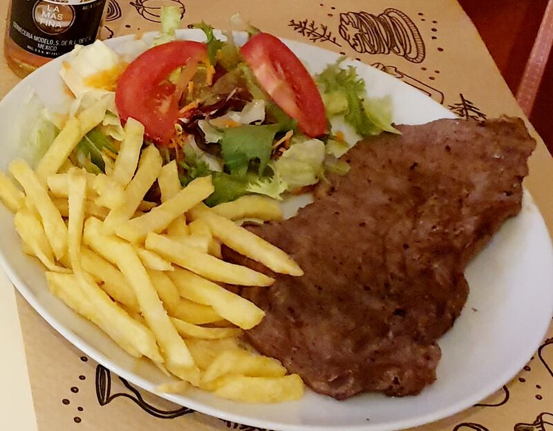 Plato combinado de filete de cerdo a la brasa!