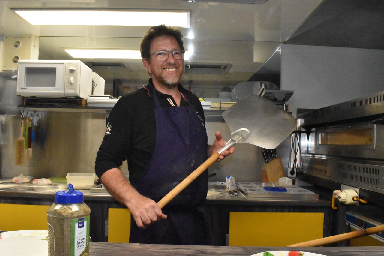 VOTRE CAMION PIZZA A VILLARIES