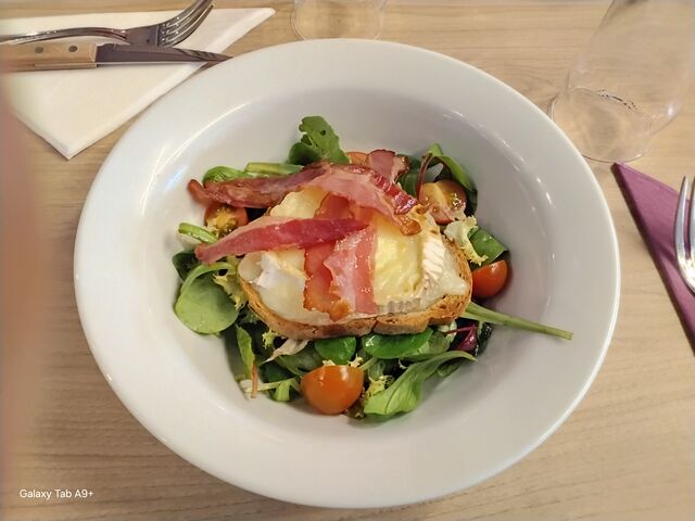 Salade de chèvre chaud et Lard Grillé