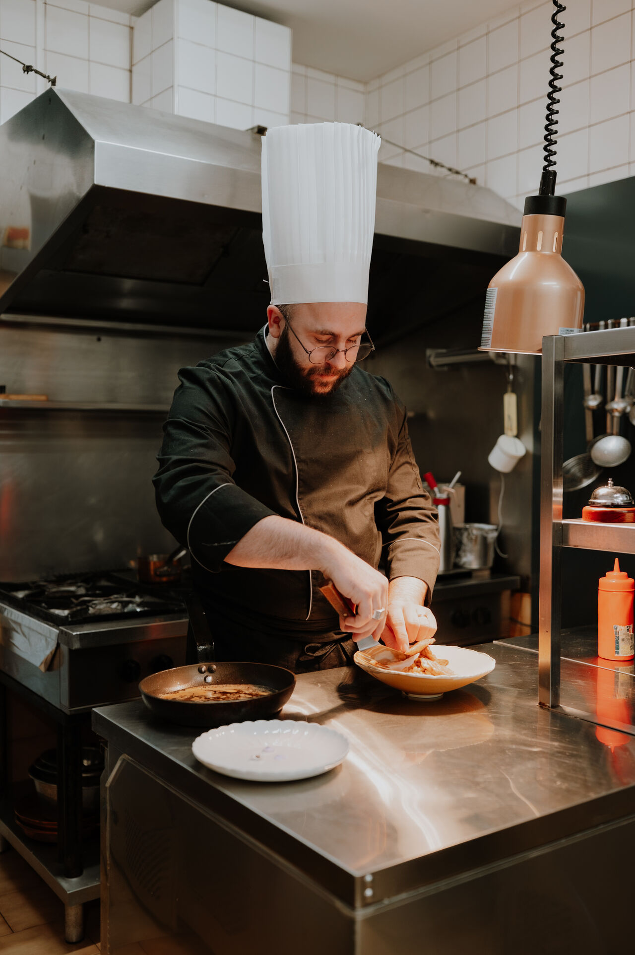 Le Chef et concentré aussi 