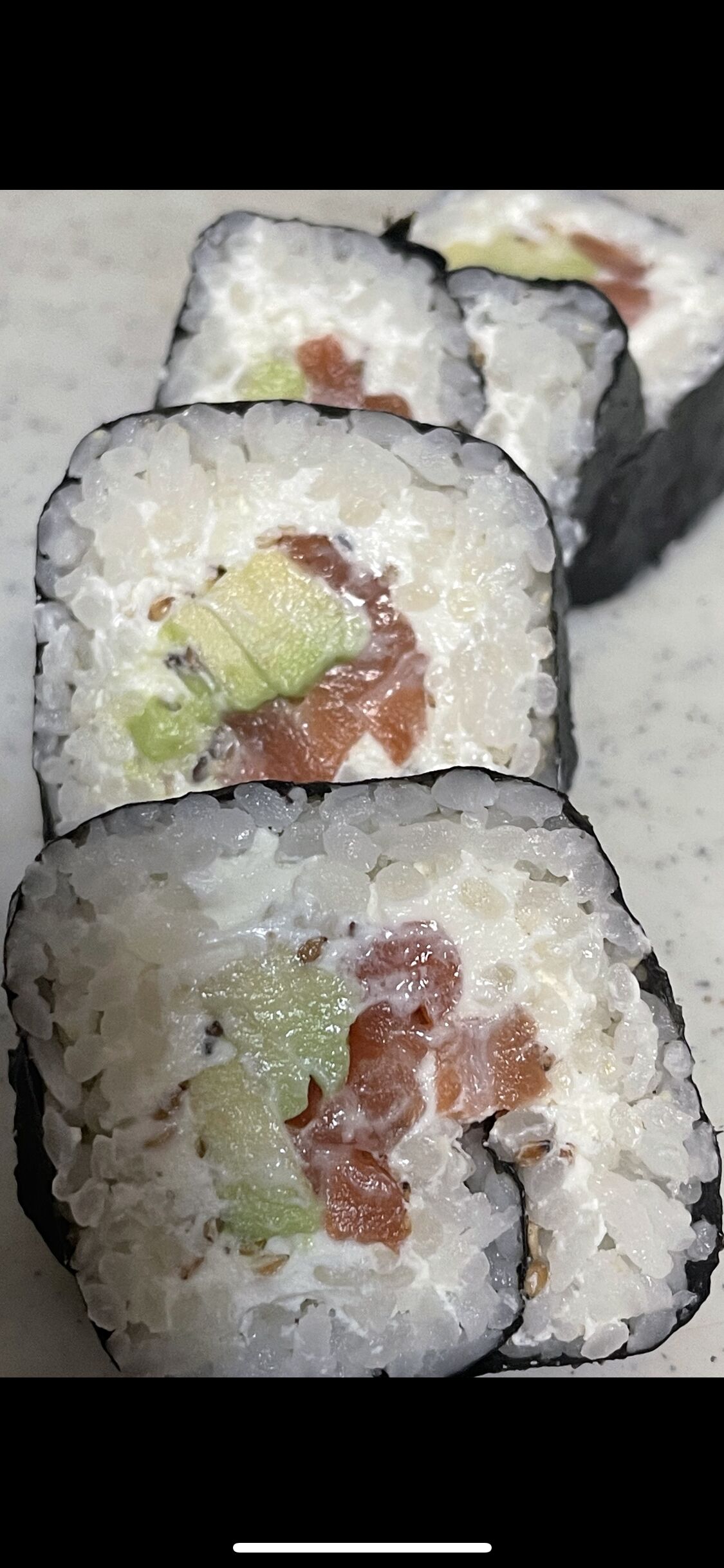 Maki big roll’s