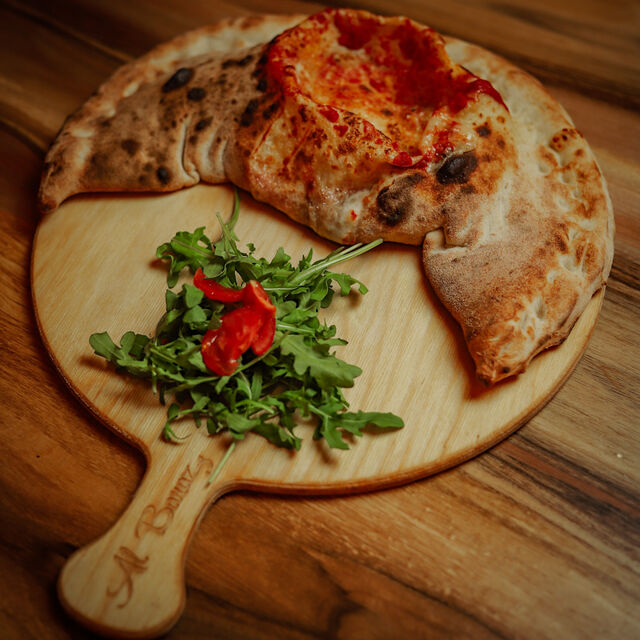 CALZONE