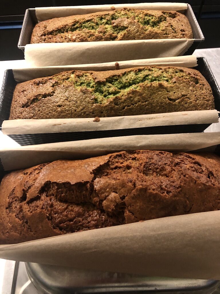 leckere hausgebackene Kuchen
Schoko-Nuss glutenfrei
Mandel-Spinat