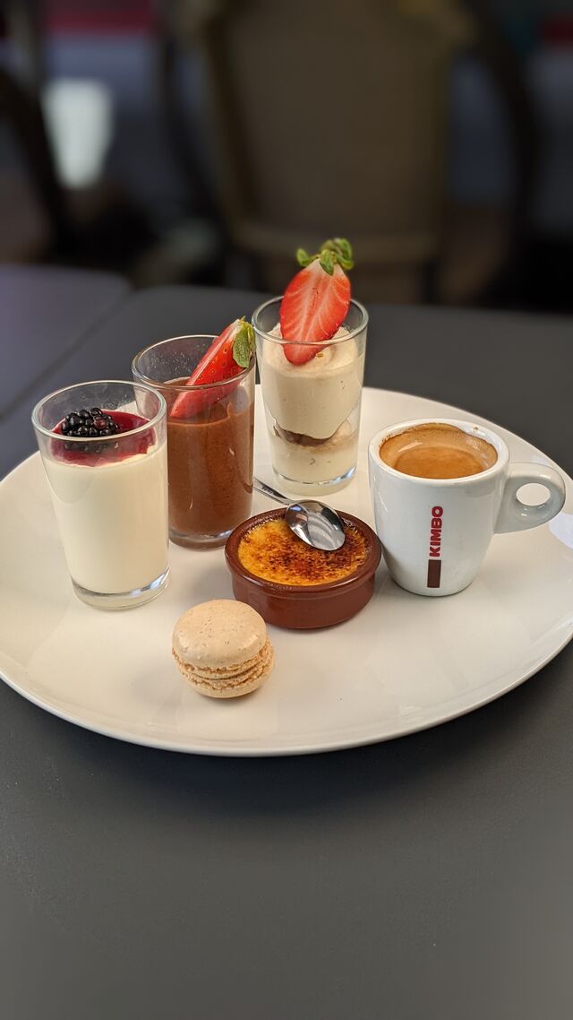 CAFE GOURMAND