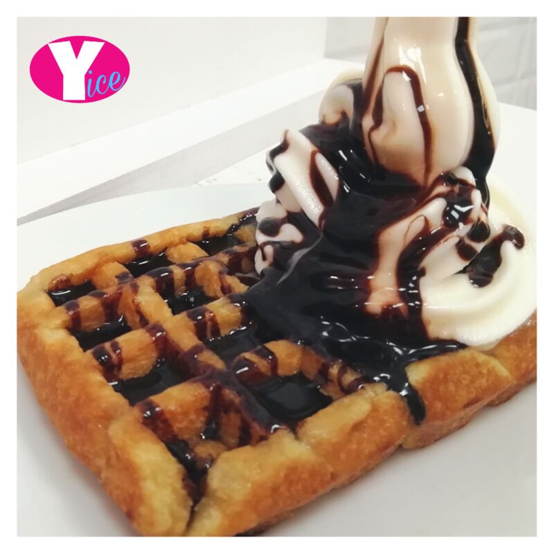 Gofre con helado ?