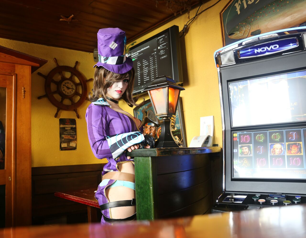 Mad Moxxi am Löwe Spielautomaten
