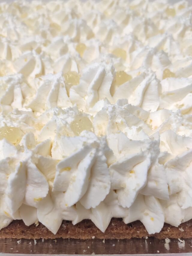 Biscuit streusel, mousse et gelée de citron 3,50 €