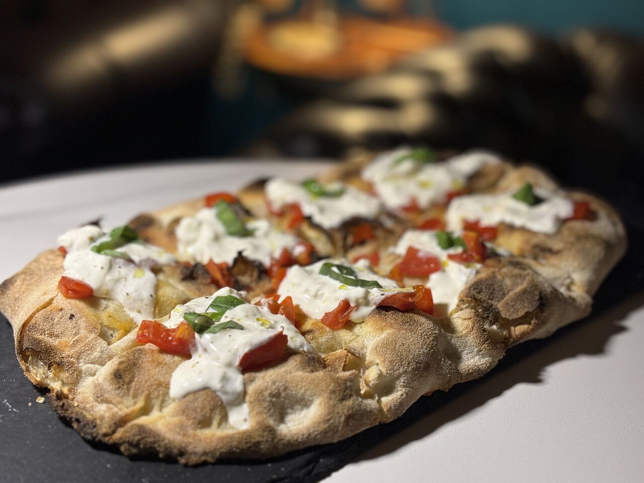 Pinsa Quasi Margherita | Big Easy Cocktail House Prato