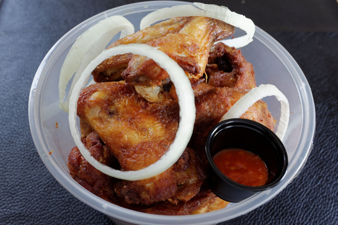 10 AILES DE POULET FRIES