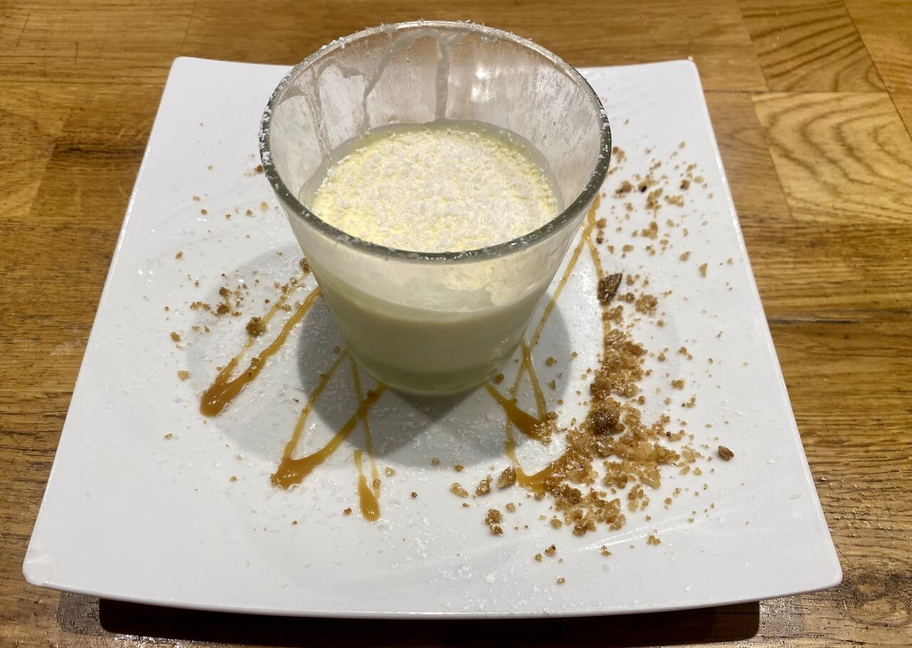 Panna cotta aux fruits exotiques 