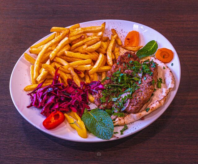 ASSIETTE KAFTA GRILLE & FRITES