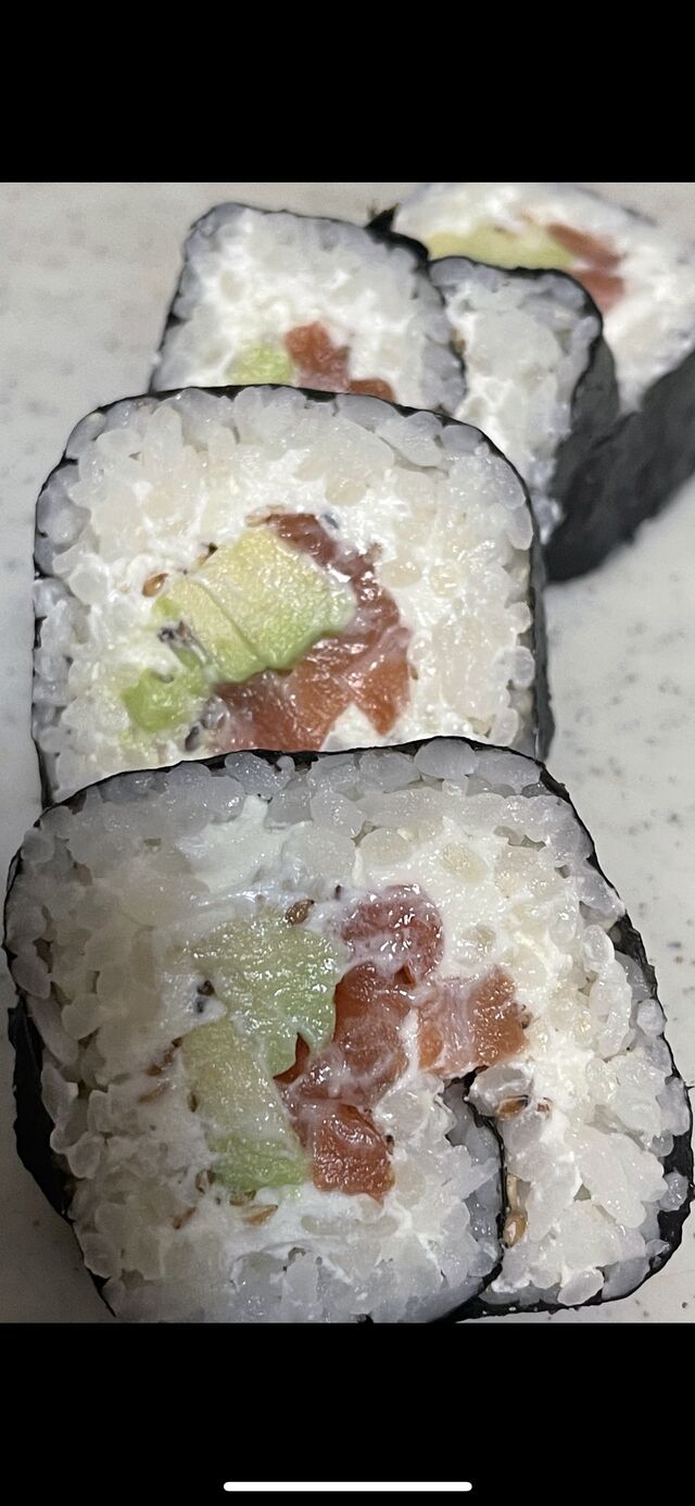 Maki big roll’s
