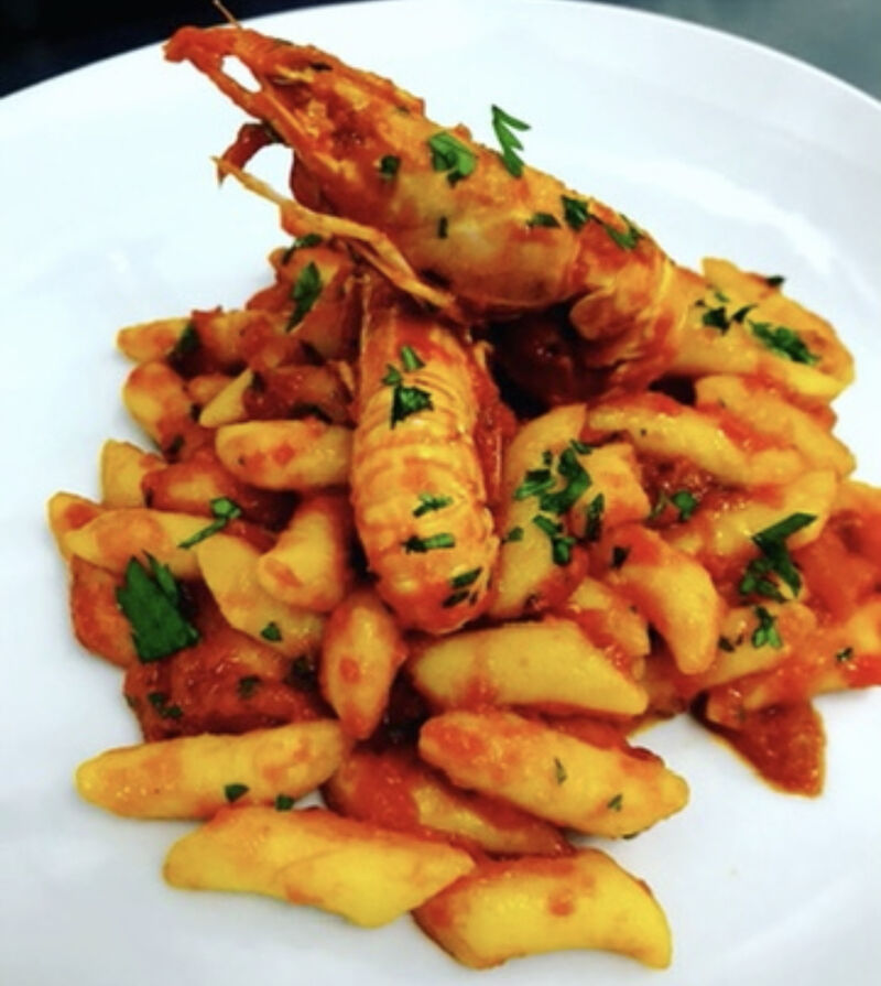 Gnocchi al sugo di scampi 