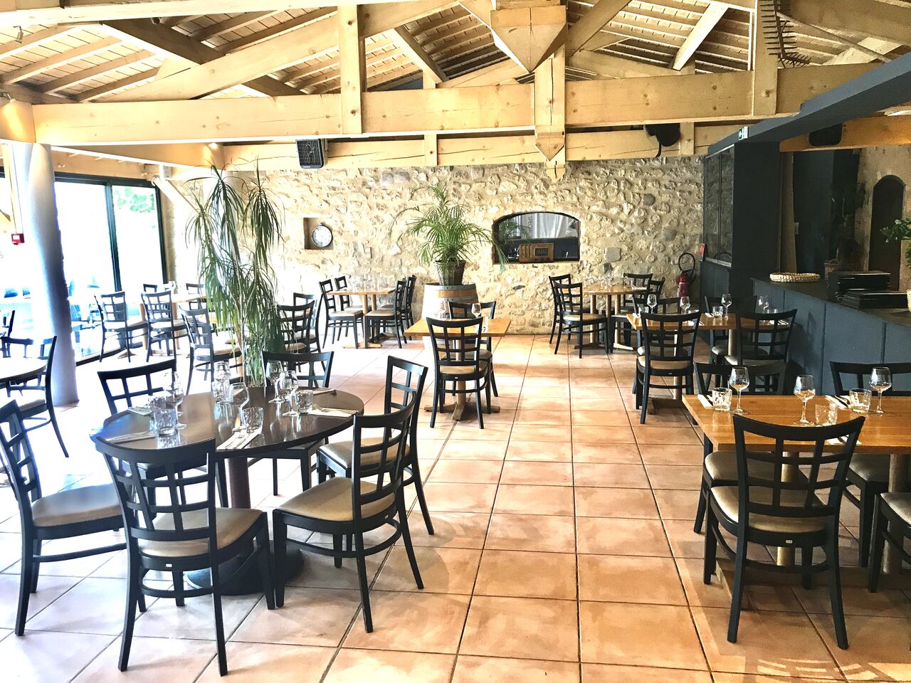Salle vue jardin