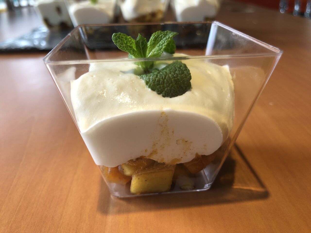 Pomme cannelle aux crème légère 