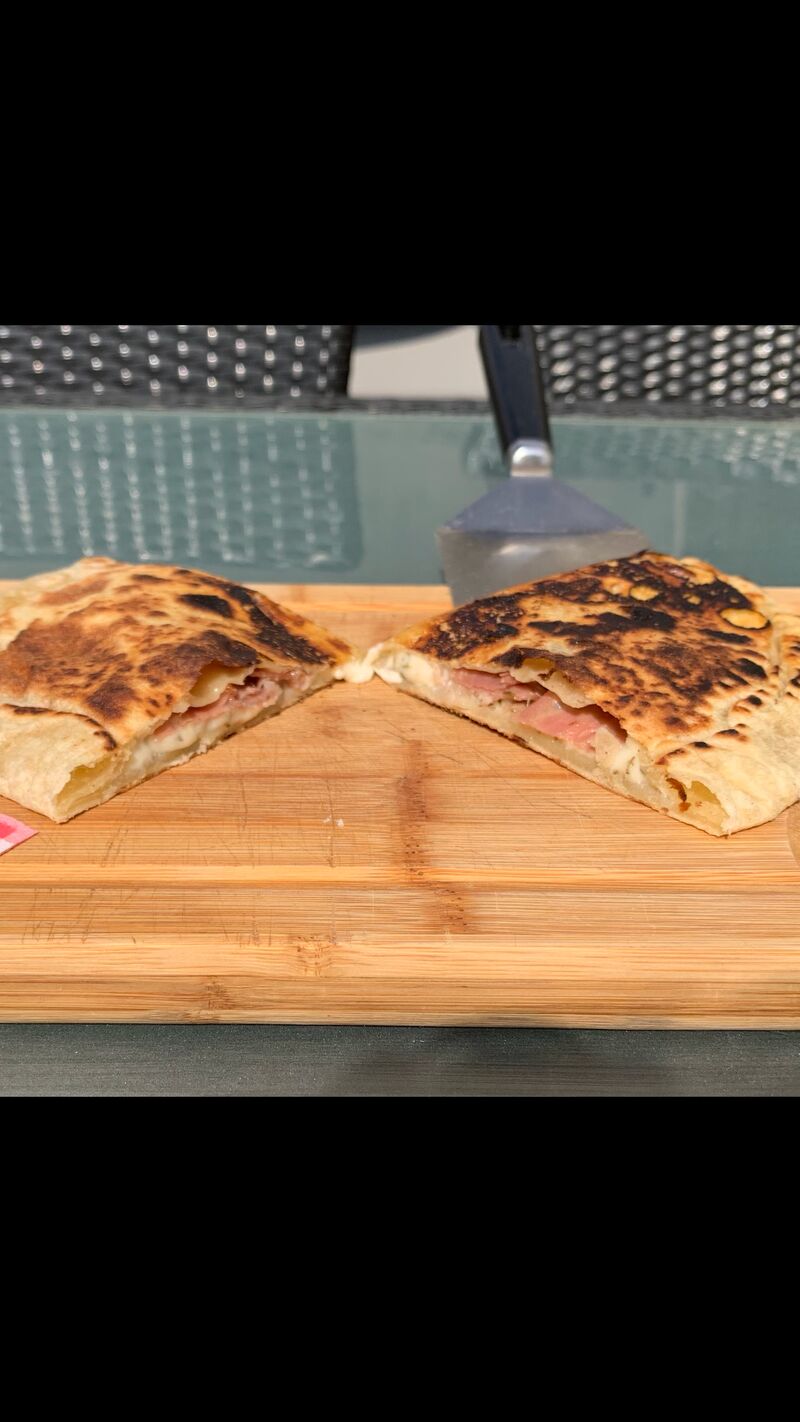 Crescione Di Capo
Crema-mozza-origano-parma