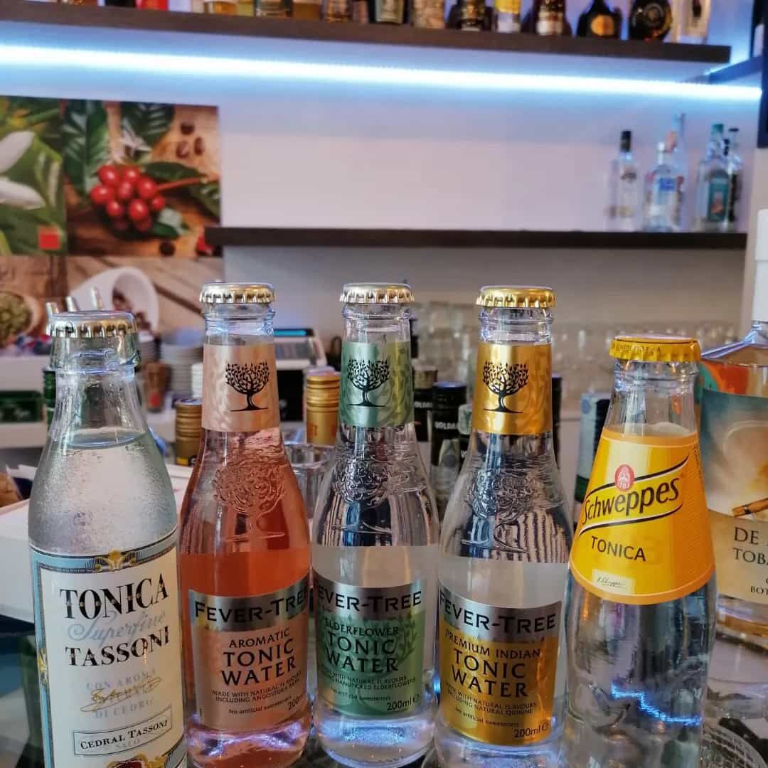 Selezione di toniche