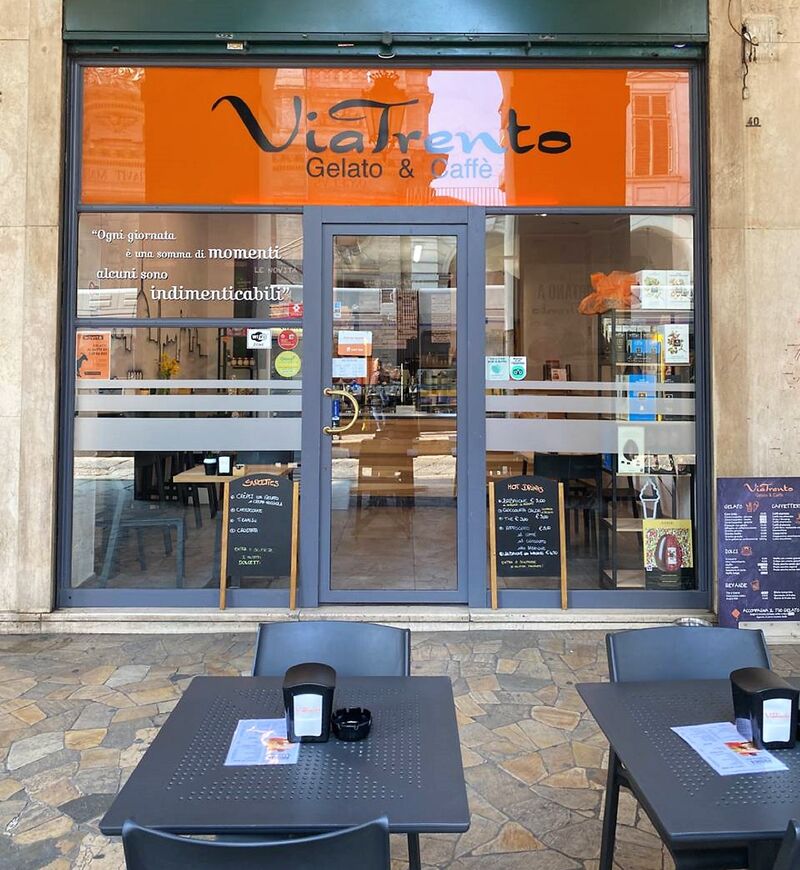 ViaTrento Gelato & Caffè Ingresso 