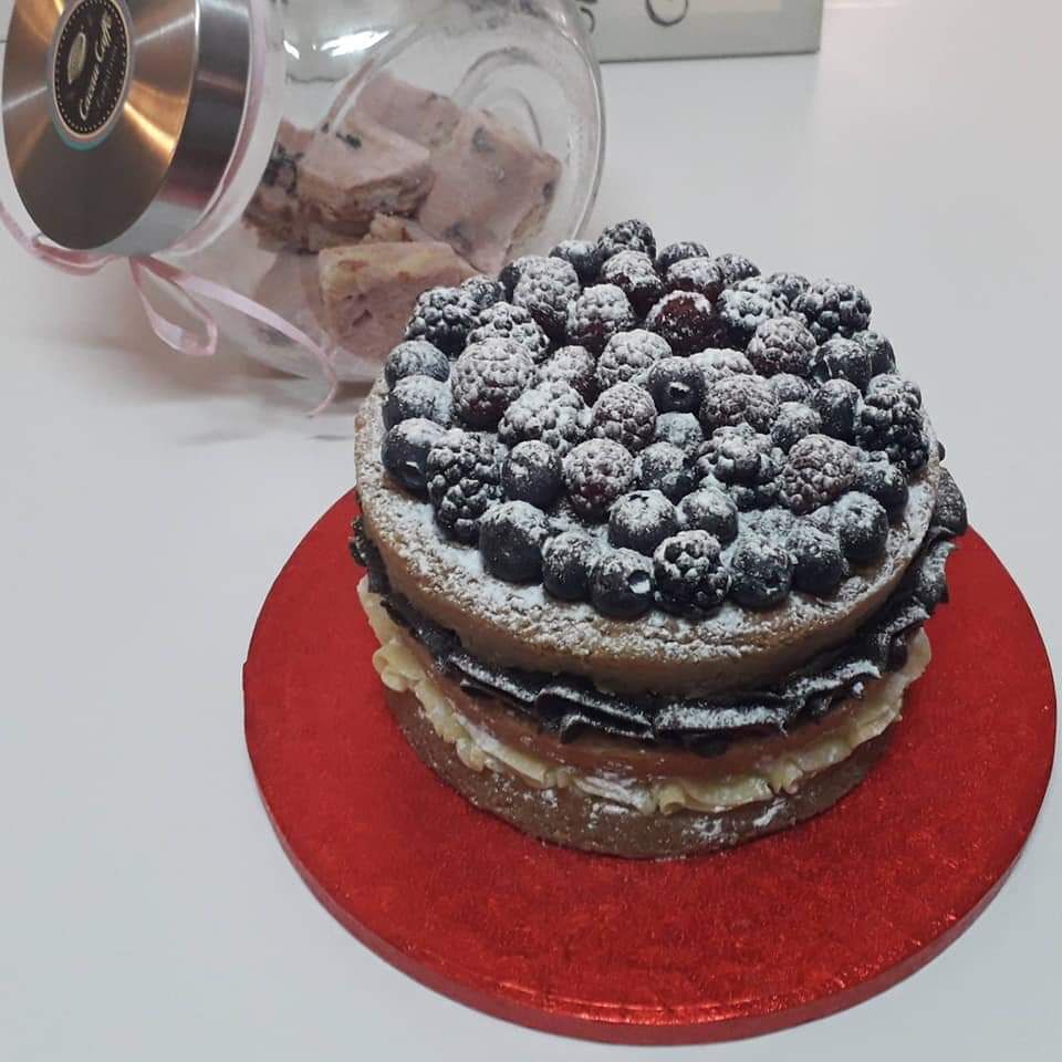 Naked Cake frutos vermelhos