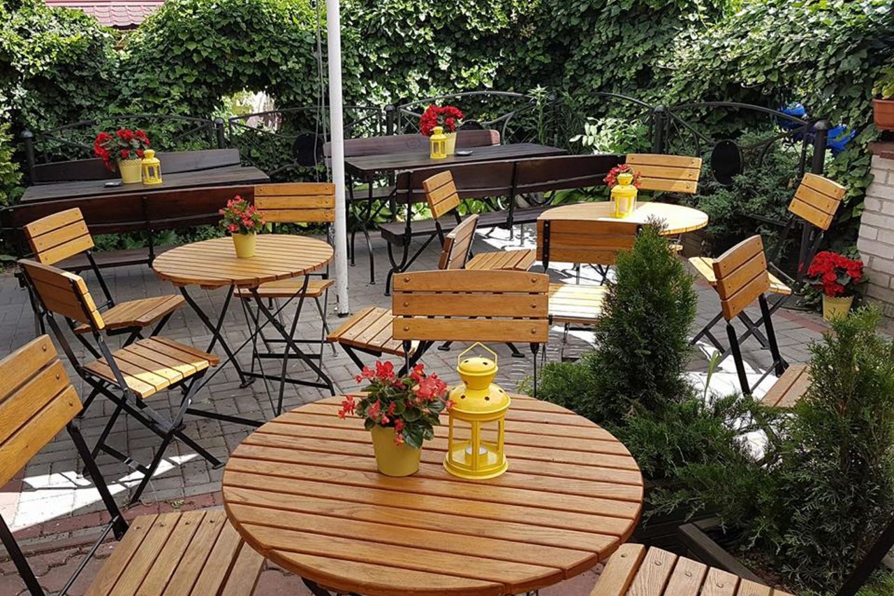 Chłodne piwko w cieniu pić....