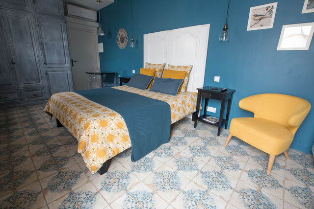 Chambre double Rdc avec douche 