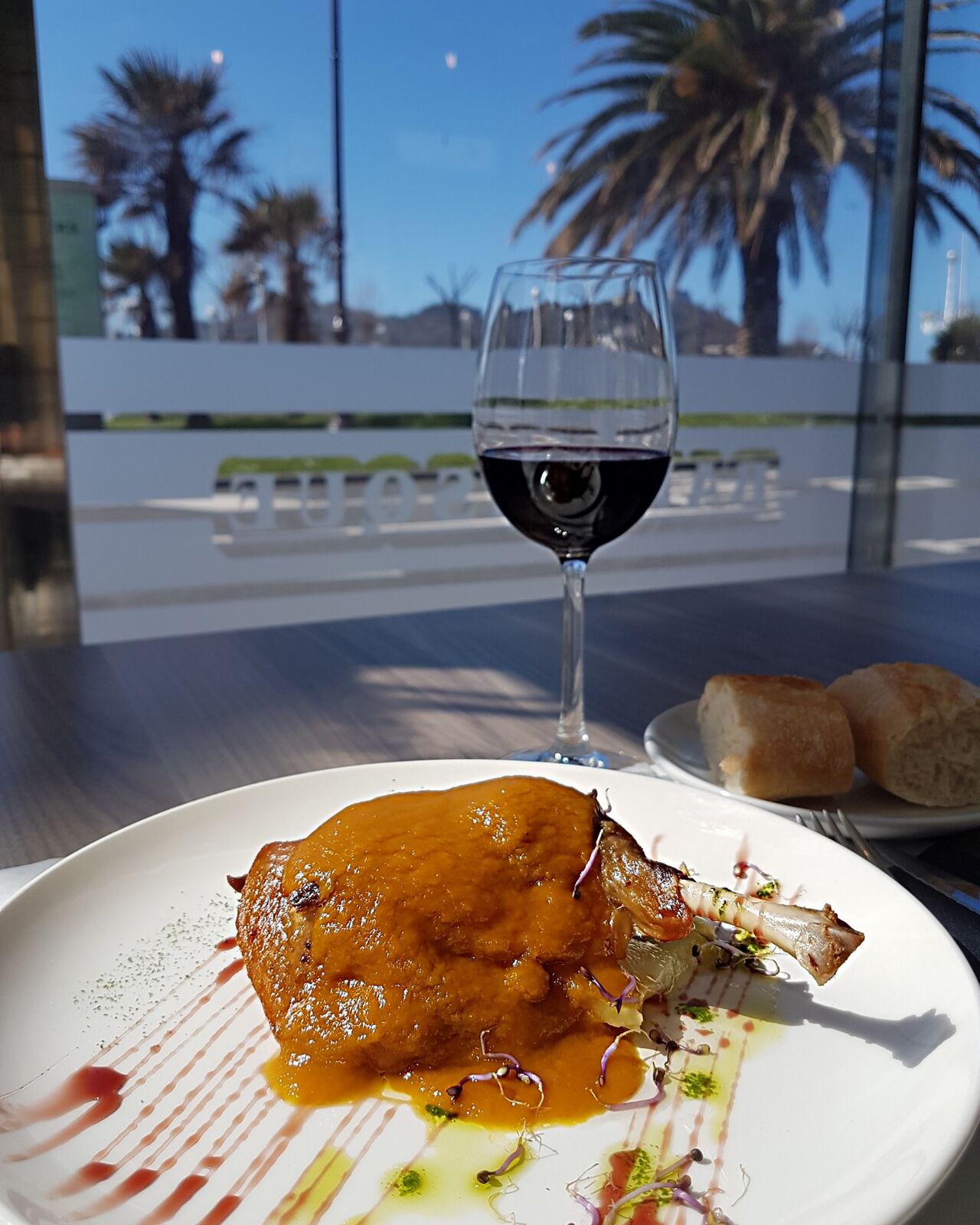 Confío de pato a la naranja.