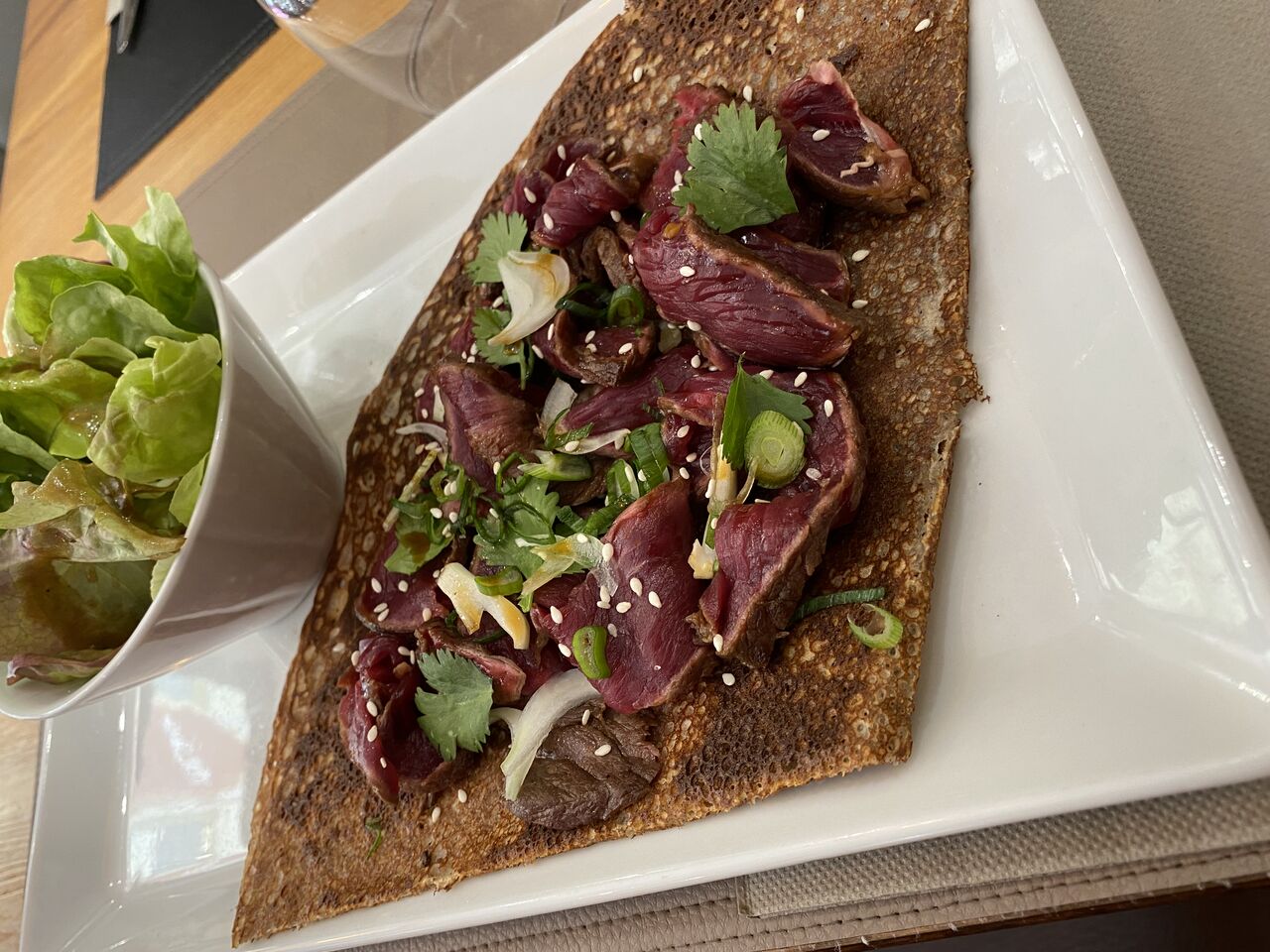 Tataki de boeuf façon carpaccio aux saveurs asiatiques !