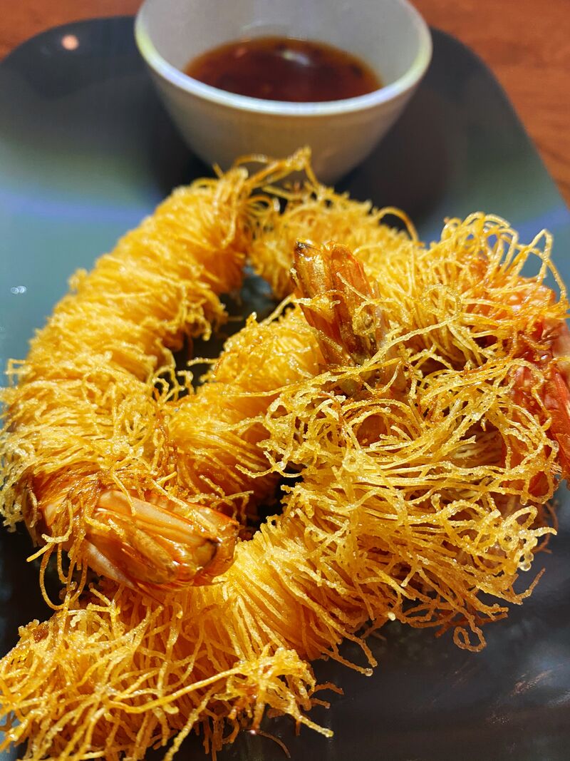 Langostinos kadaifi con salsa agripicante