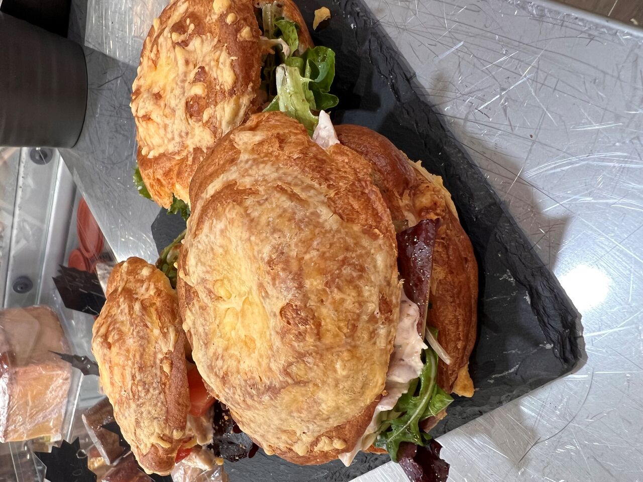 gougère salade poulet tomate 