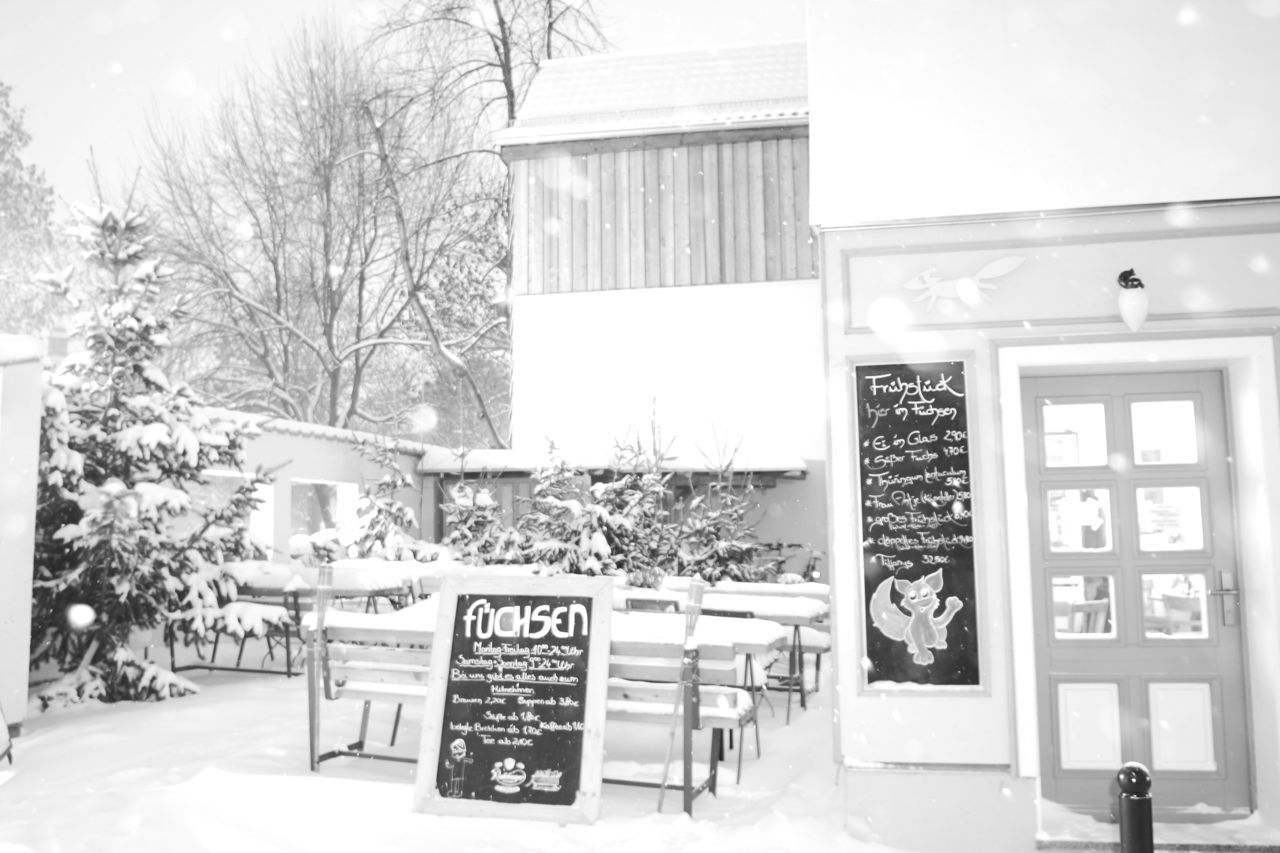 #Der Biergarten im Winter #Winterlandschaft #Biergarten #Schnee #tiefer Winter # Hütergasse 13 #Erfurter Altstadt #Füchsen #cm