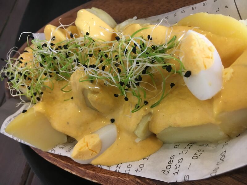 Patata a la huancaína - menú