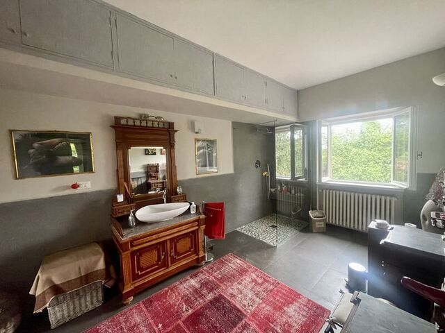 FIRE bathroom, in daylight