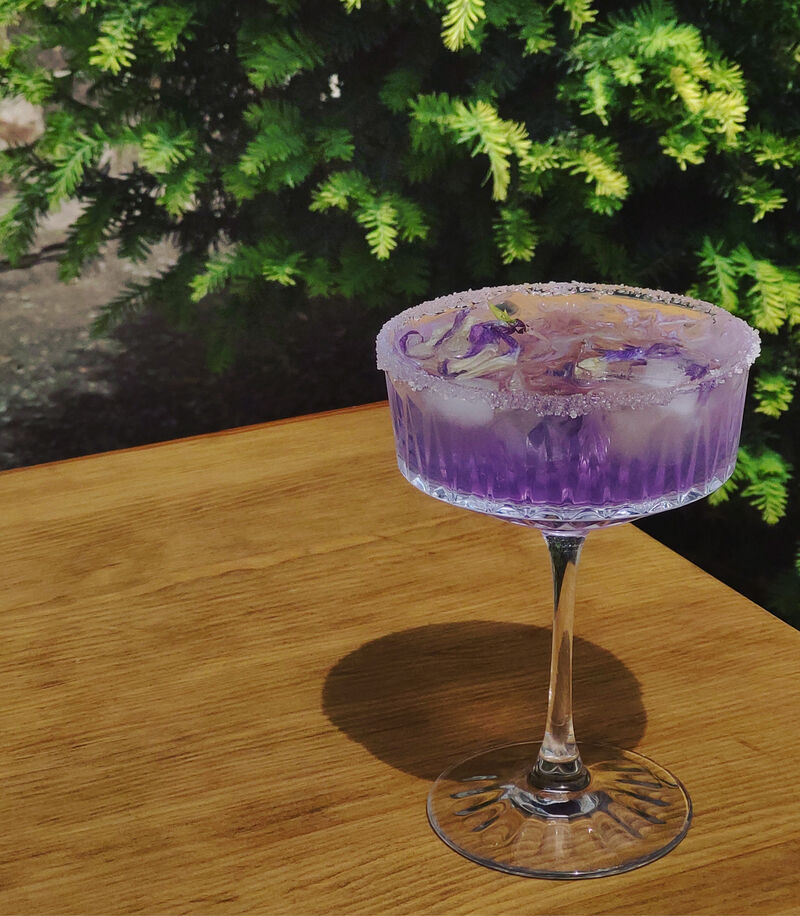 Цікаві та смачні алкогольні коктейлі!