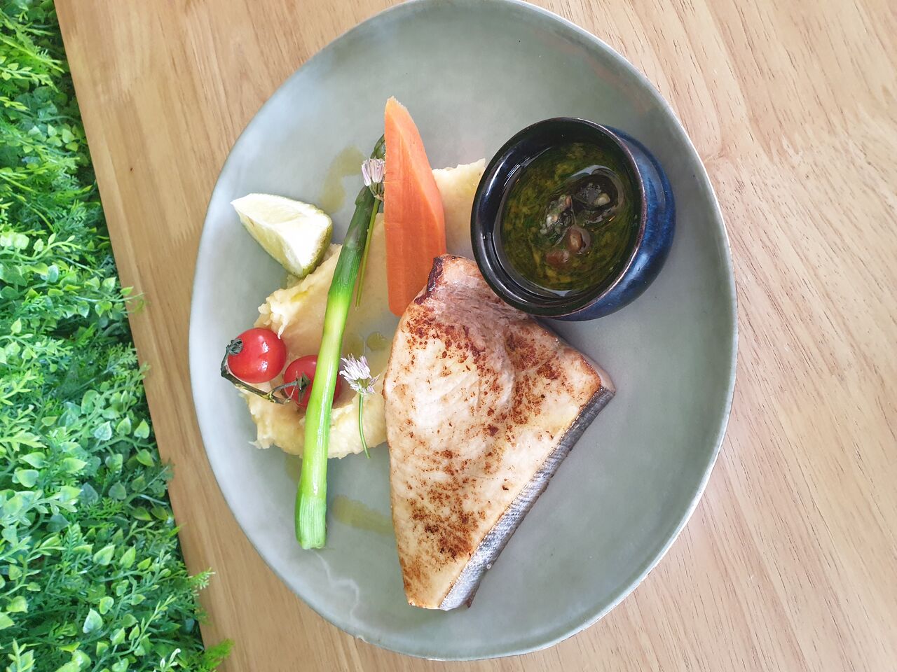 pavé d espadon sauce vierge 