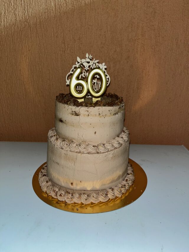 layer cake à étage chocolat 