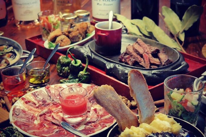 Simply Tapas & Vinho
