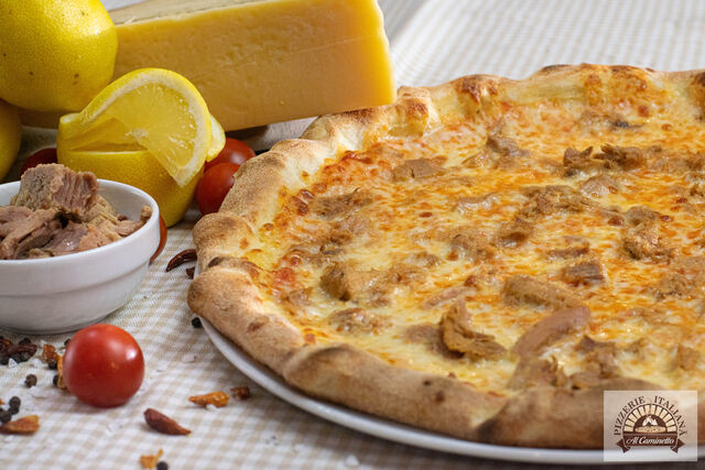 Pizza Al Tonno