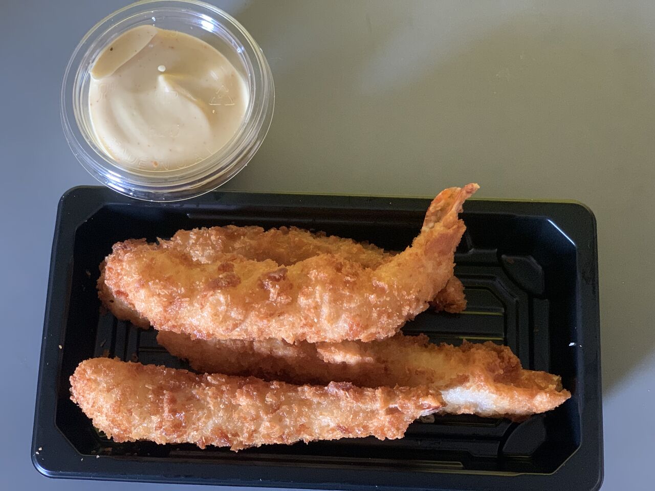 Crevettes panées avec sauce 4€ 