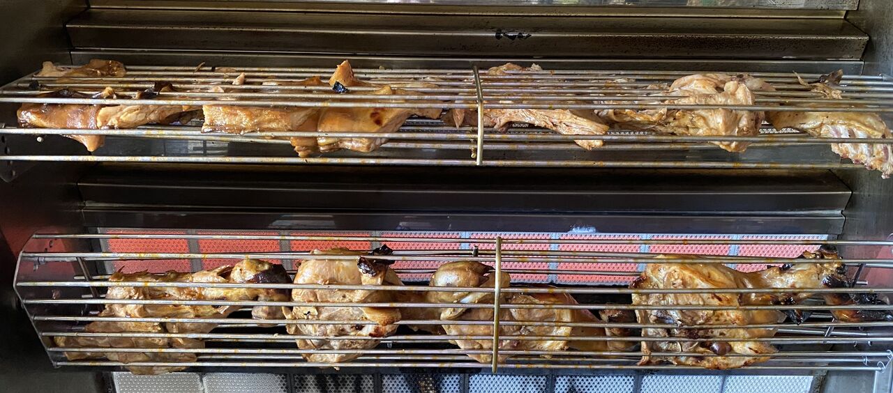 Cochon de lait entier ou en portion de 2 à 4 personnes.