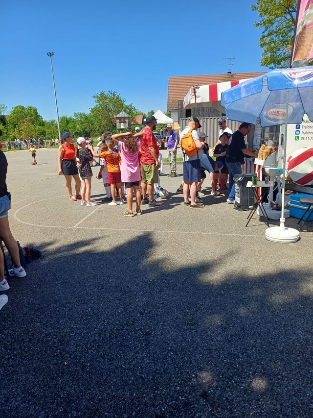 TOURNOI 1ER MAI SERRIERES DE BRIORD