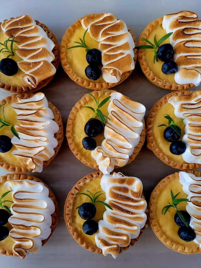 Tartaletky s lemon curd