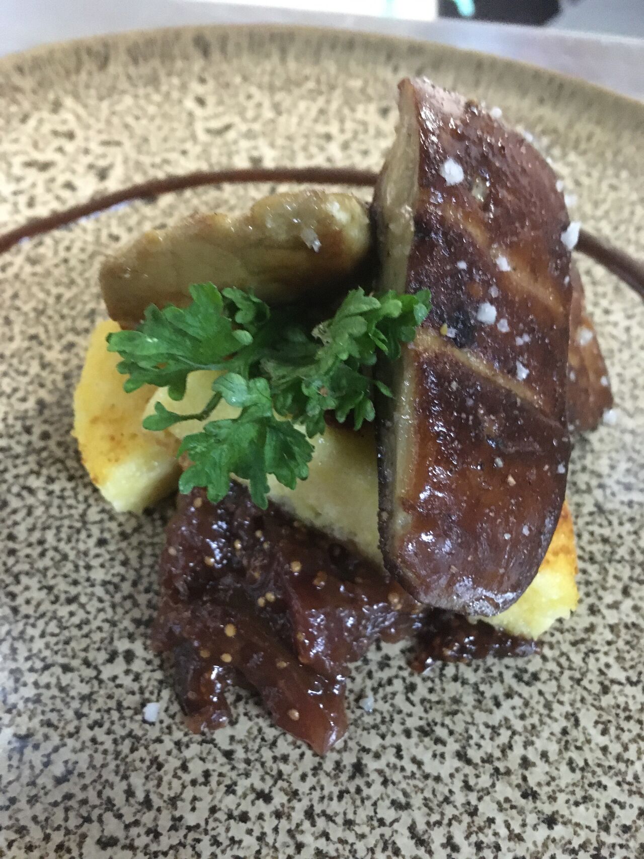 Le Foie Gras Poêlé , Chutney de Figues et Polenta
