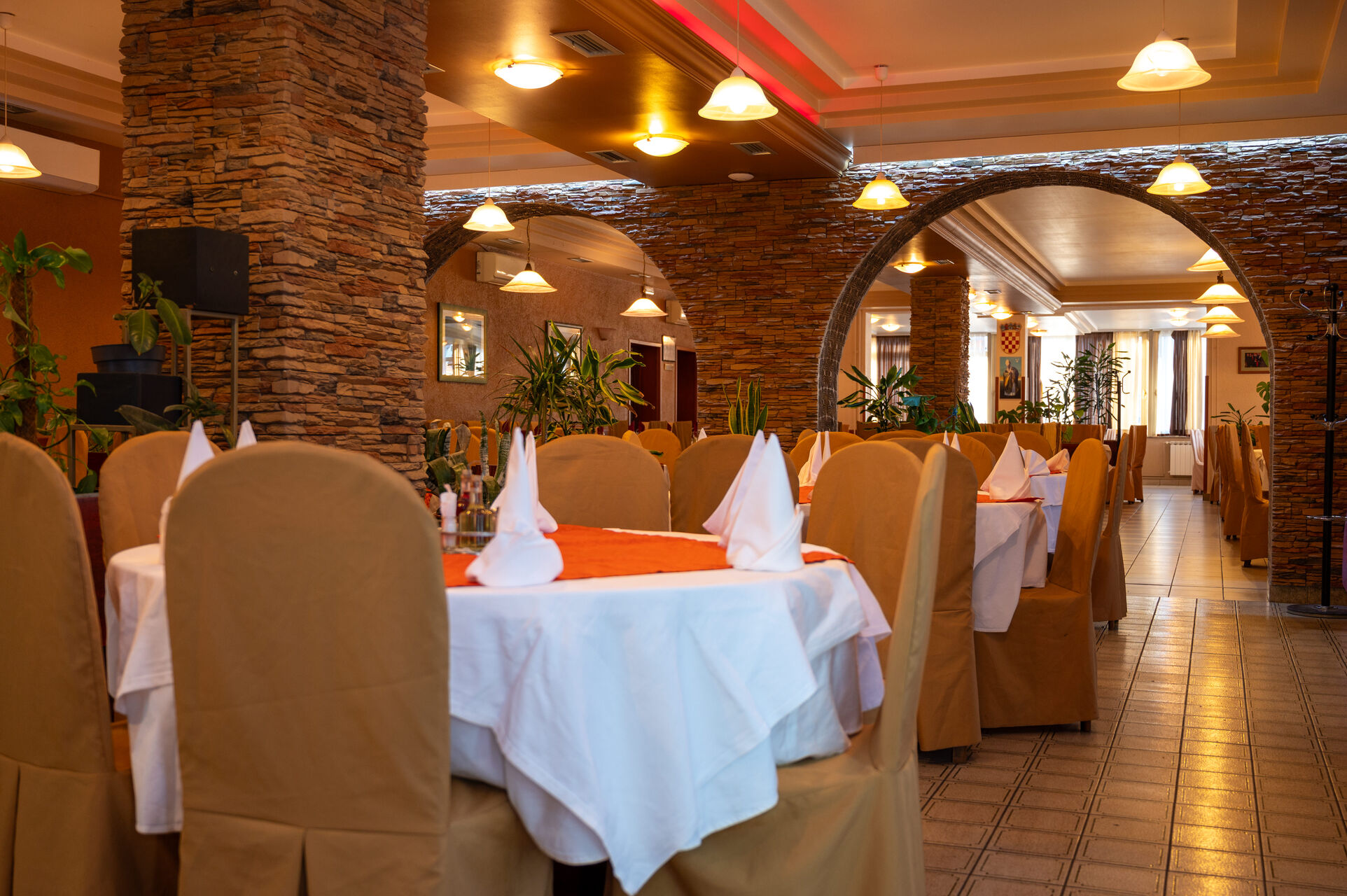 Prostor i catering za vaše događaje