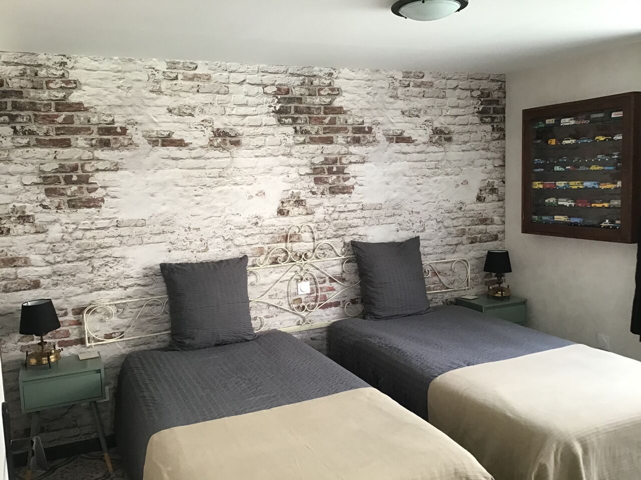 Chambre deux lits simples du loft 4 personnes