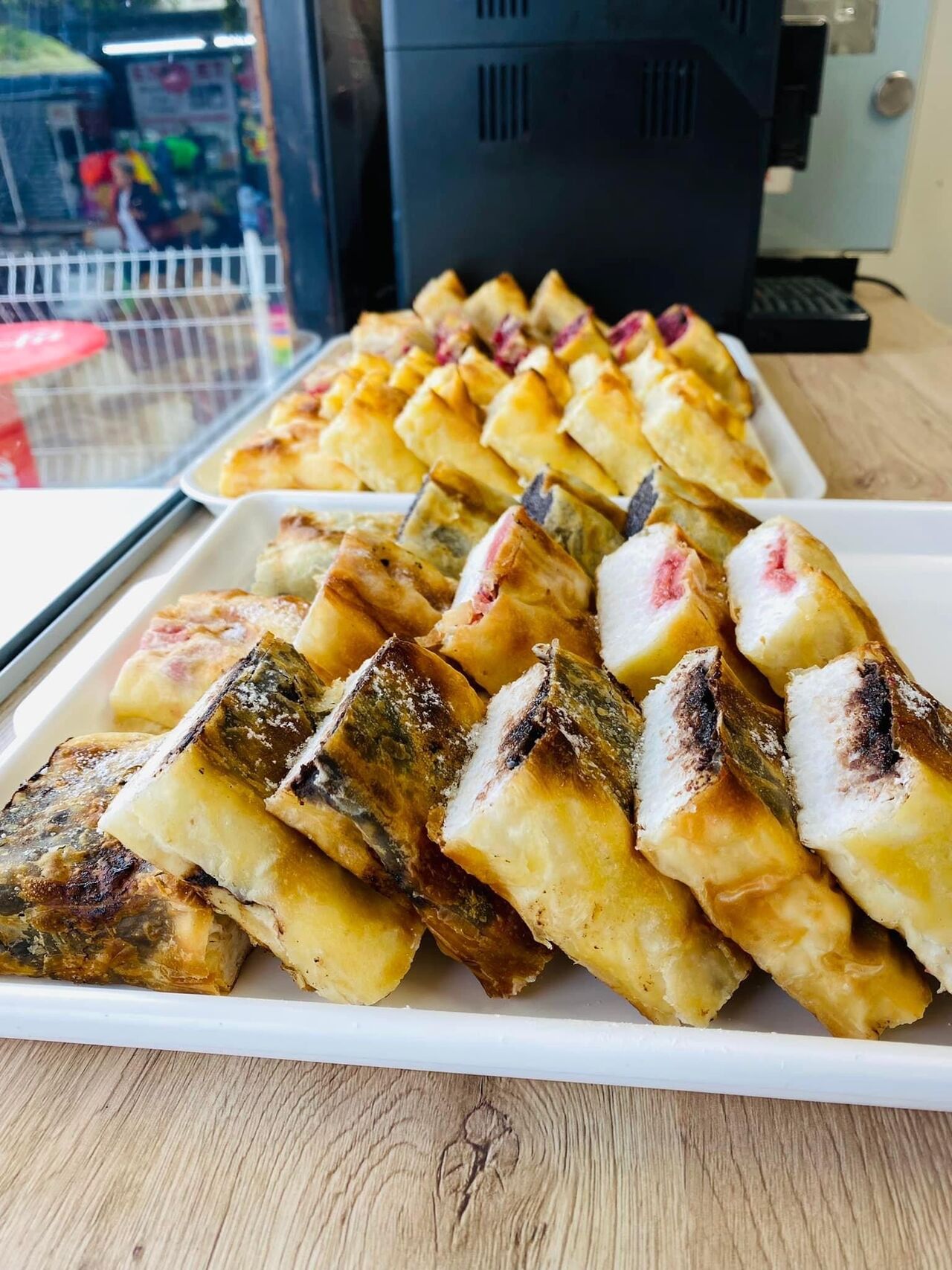 Kemencében sült házi nyújtott rétesek 