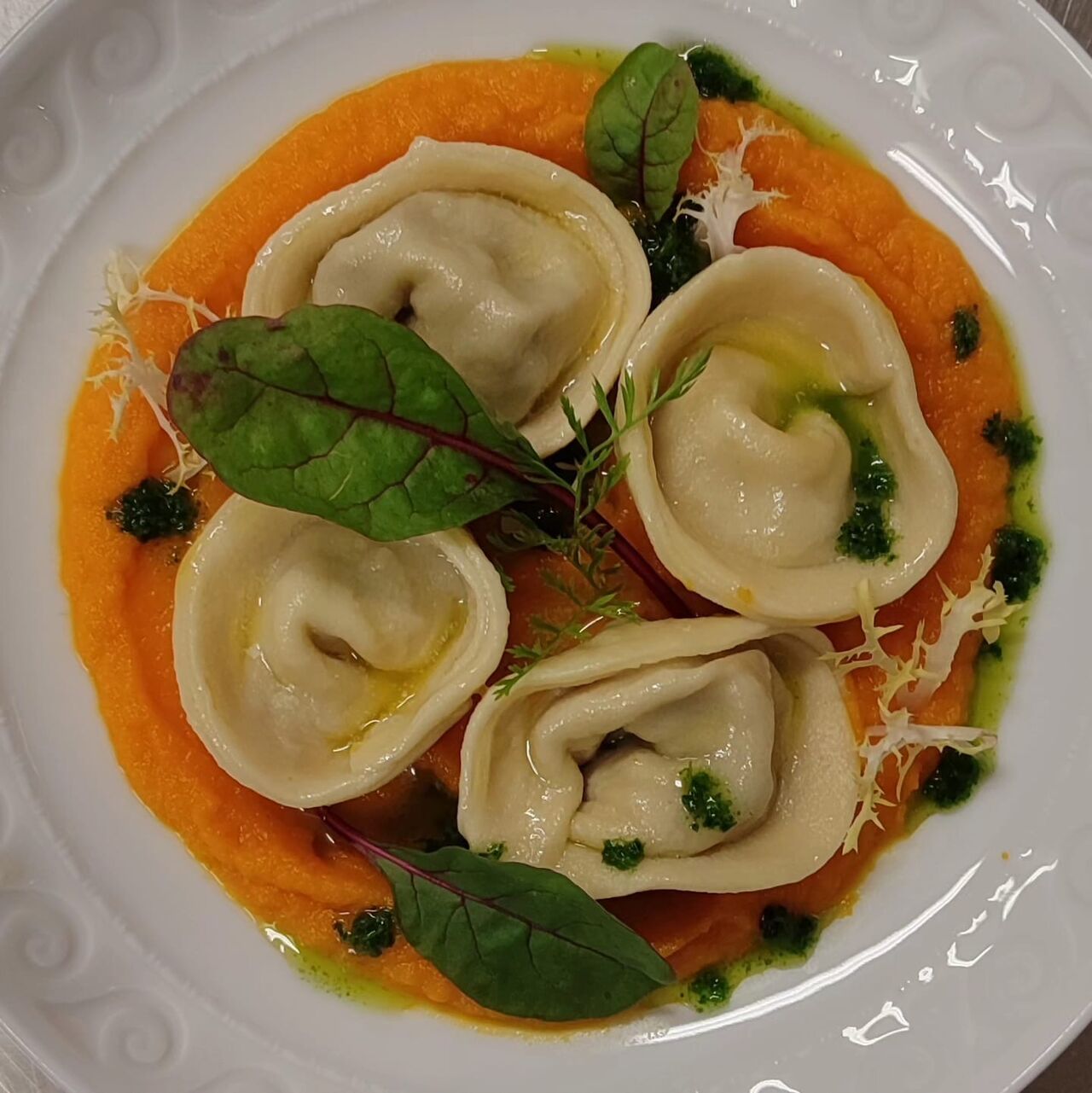 Ravioles de boeuf et coulis de carottes