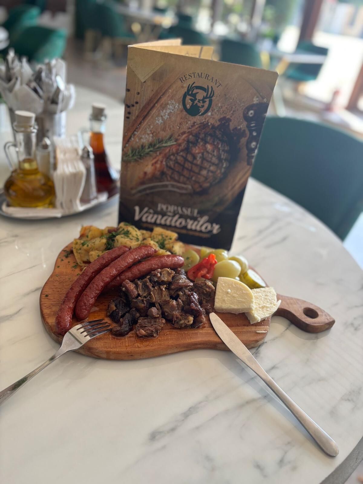 Popasul Vânătorilor