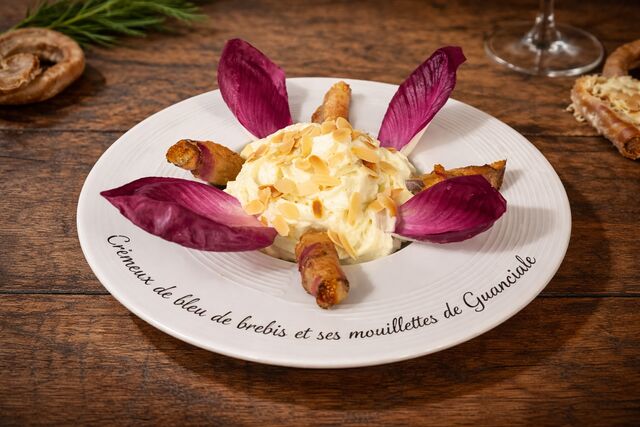 Crémeux de bleu de brebis et ses mouillettes de Guanciale