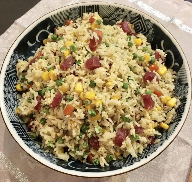 Riz cantonais et poulet rôti 